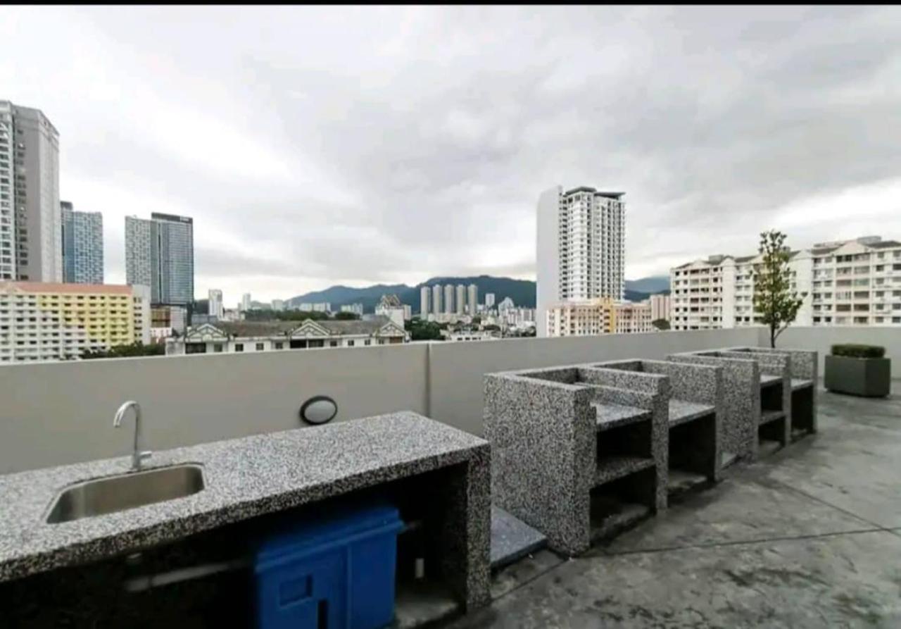 City Town 2-6 Pax Beautiful View Cozy Condo, Jelutong, Georgetown, Centre Heart Of Penang Island, Near Highway Komtar Gurney Esterno foto