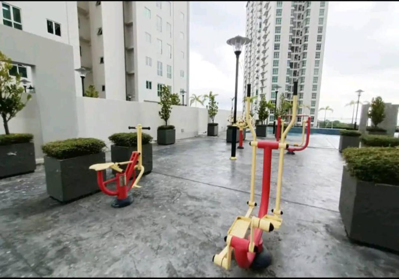 City Town 2-6 Pax Beautiful View Cozy Condo, Jelutong, Georgetown, Centre Heart Of Penang Island, Near Highway Komtar Gurney Esterno foto