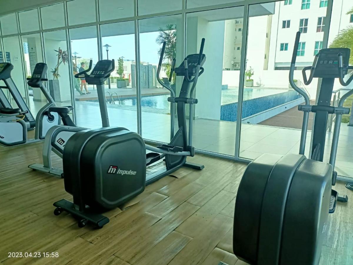 City Town 2-6 Pax Beautiful View Cozy Condo, Jelutong, Georgetown, Centre Heart Of Penang Island, Near Highway Komtar Gurney Esterno foto